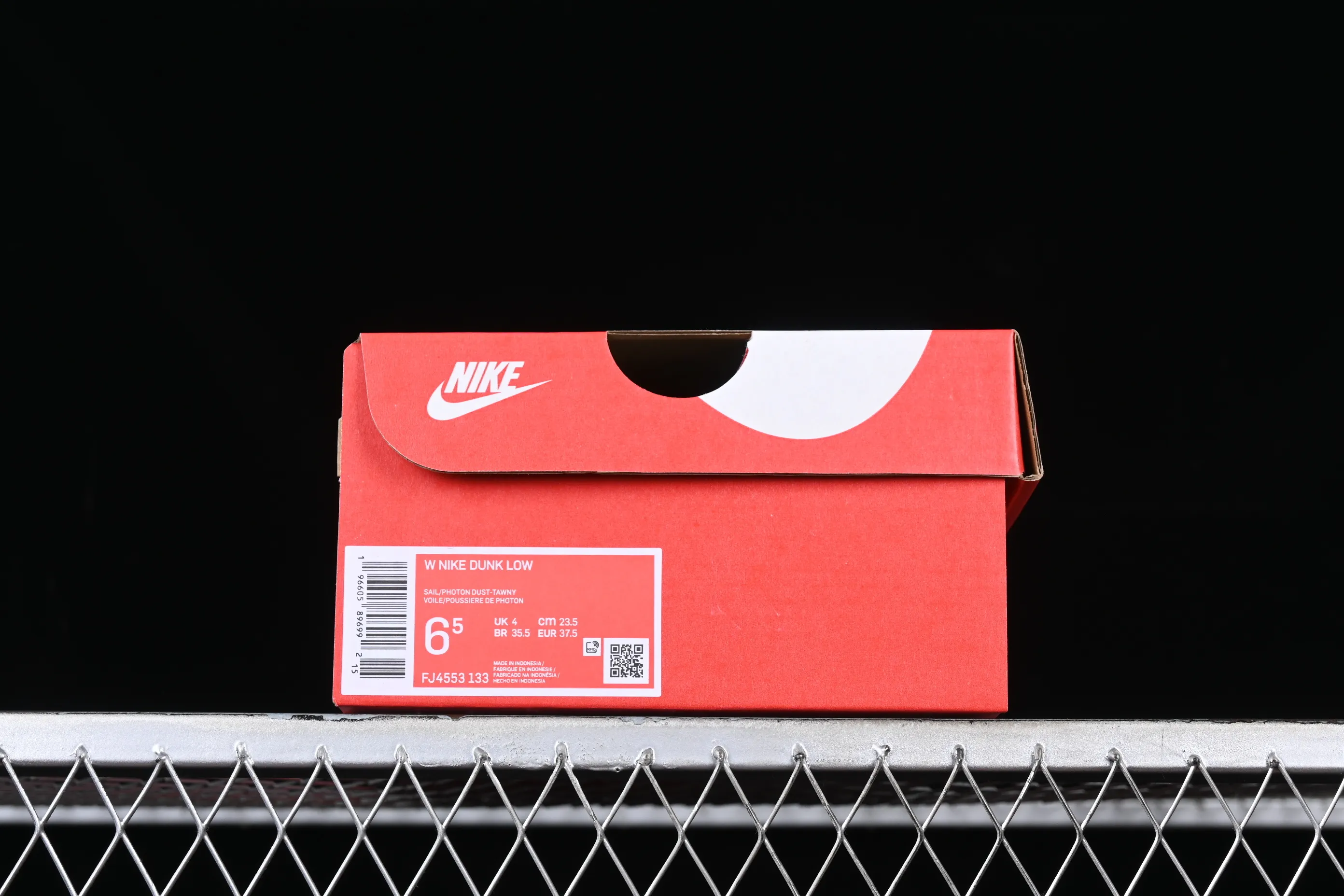 All categories Nk SB Dunk series Nk SB Dunk Low low-top sneakers J version Nk Dunk Low "Needlework" embossed gray SB low-top sports and leisure sneakers FJ4553-133